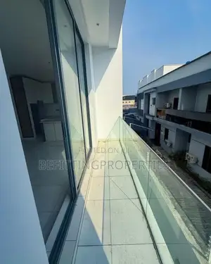 2bdrm Apartment in Victoria Island for sale