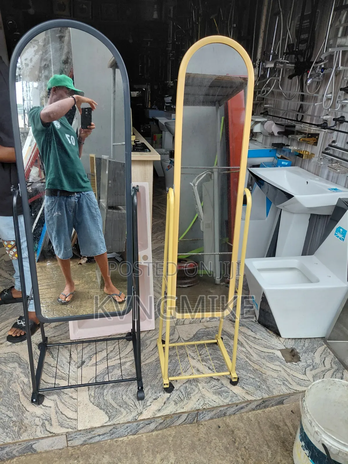 Standing Movable Mirror