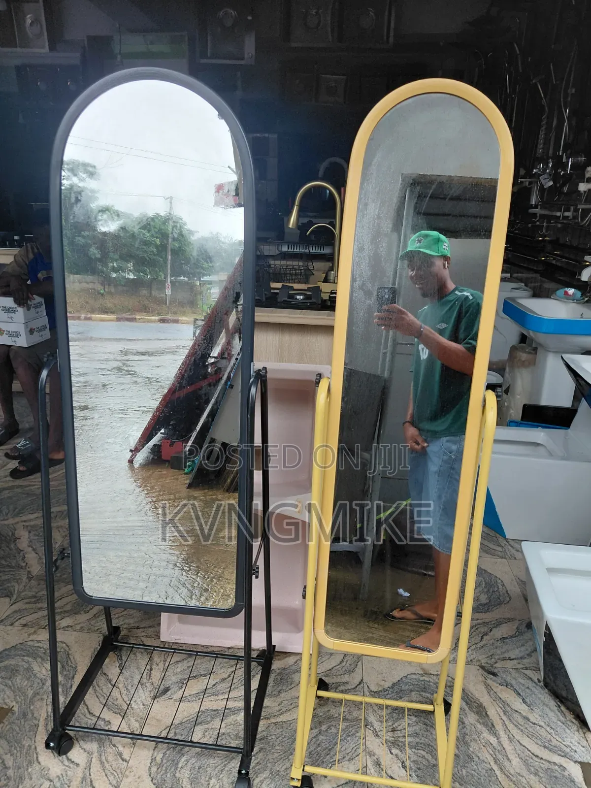 Standing Movable Mirror
