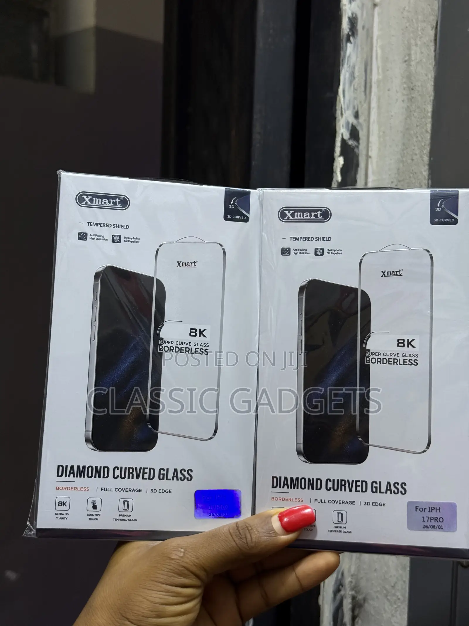 XMART Borderless Clear Screen Protector for iPhone 17 Pro