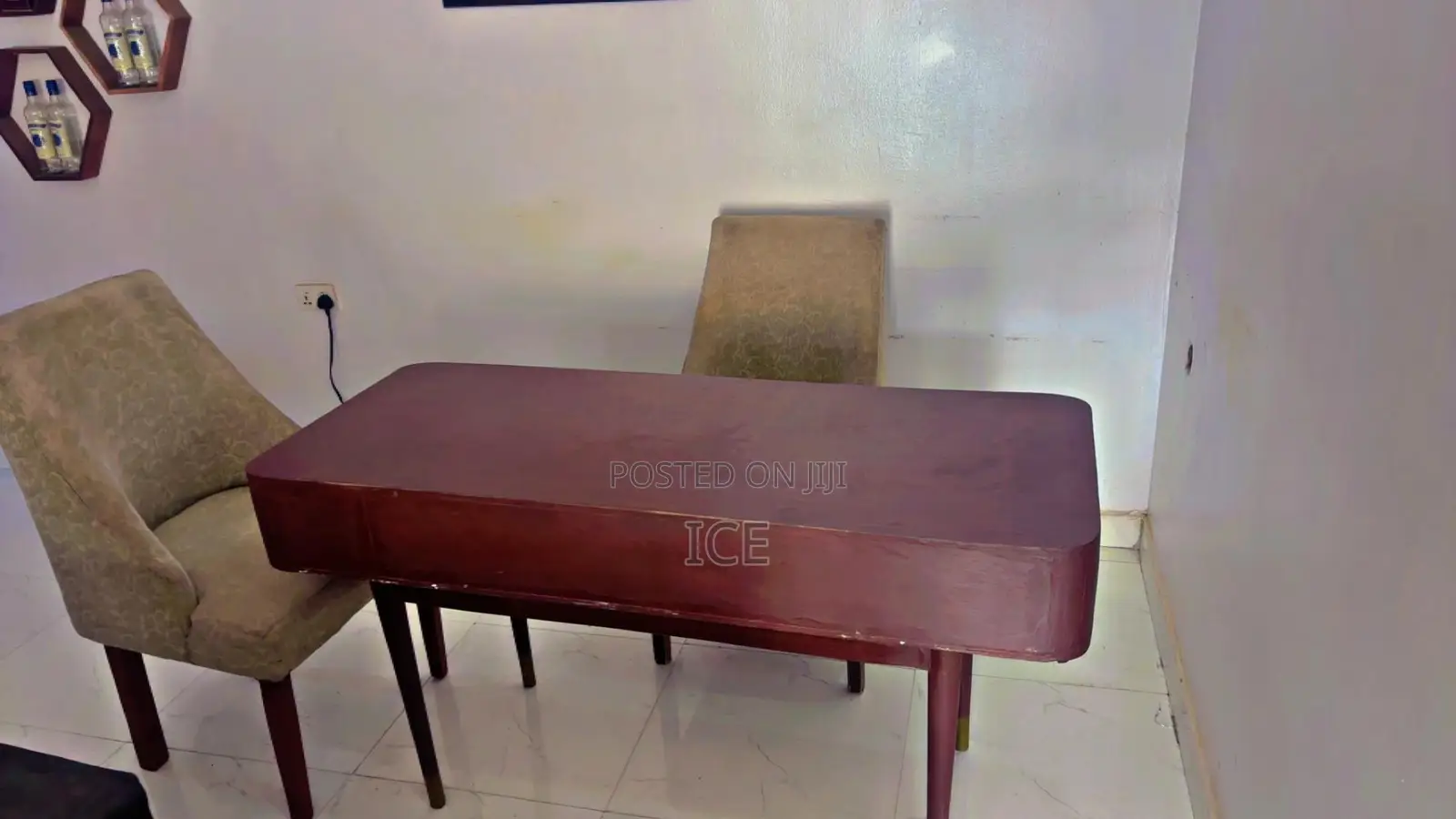 Table Chairs (Fairly Used)