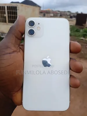 Apple iPhone 11 64 GB White