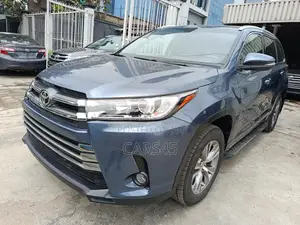 Toyota Highlander 2015 Blue