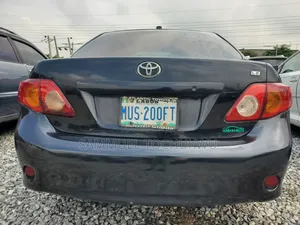 Toyota Corolla 2009 Black