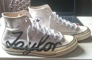 Converse Chuck 70 High-Top Scripted Signature Edition
