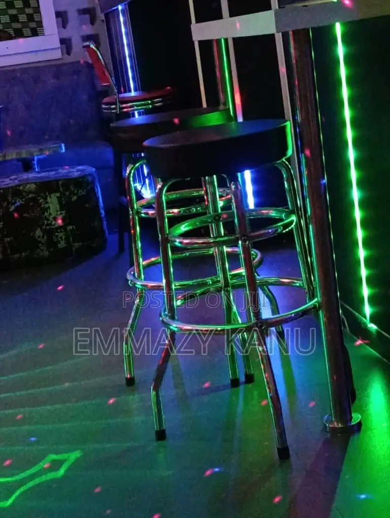 Premium Chrome Stool – Strong Stylish