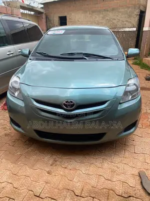 Toyota Yaris 2008 Green