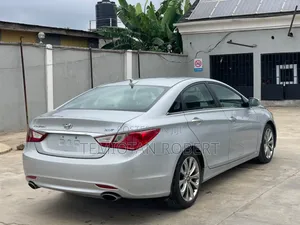 Hyundai Sonata Limited 2.0T Sedan (2.0L 4cyl 6A) 2012 Silver
