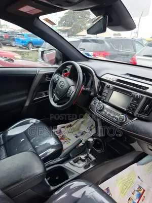Toyota RAV4 2017 Red