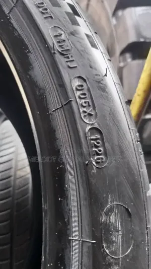 315/30r22(107 Y) Extra Load Tires/ Michelin Tyre/ Michelin Pilot Sport