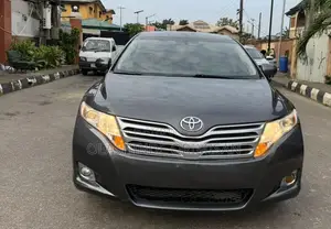 Toyota Venza 2010 Gray