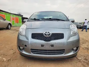Toyota Yaris 2007 Gray