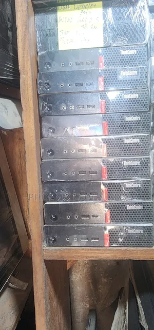 Desktop Computer Lenovo ThinkCentre M720 4GB Intel Core i5 HDD 500GB