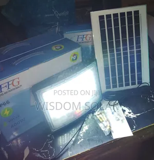 FFG Floor Solar Street Light 400w Come With Remote and Solar Panel