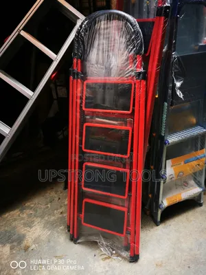 4 Steps Kitchen Ladder