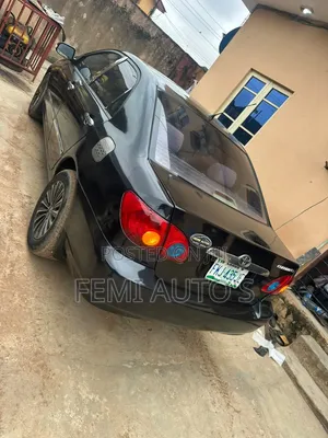 Toyota Corolla Sedan 2004 Blue