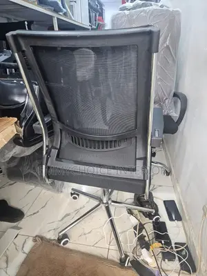 Ergonomic Chair With Breathable Mesh