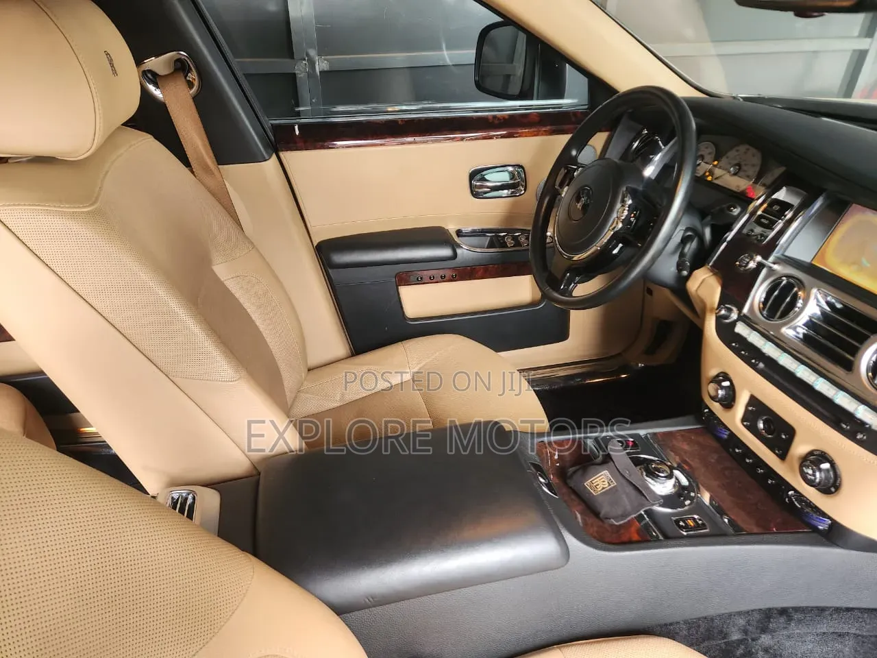 Rolls-Royce Ghost Base 2011 Black