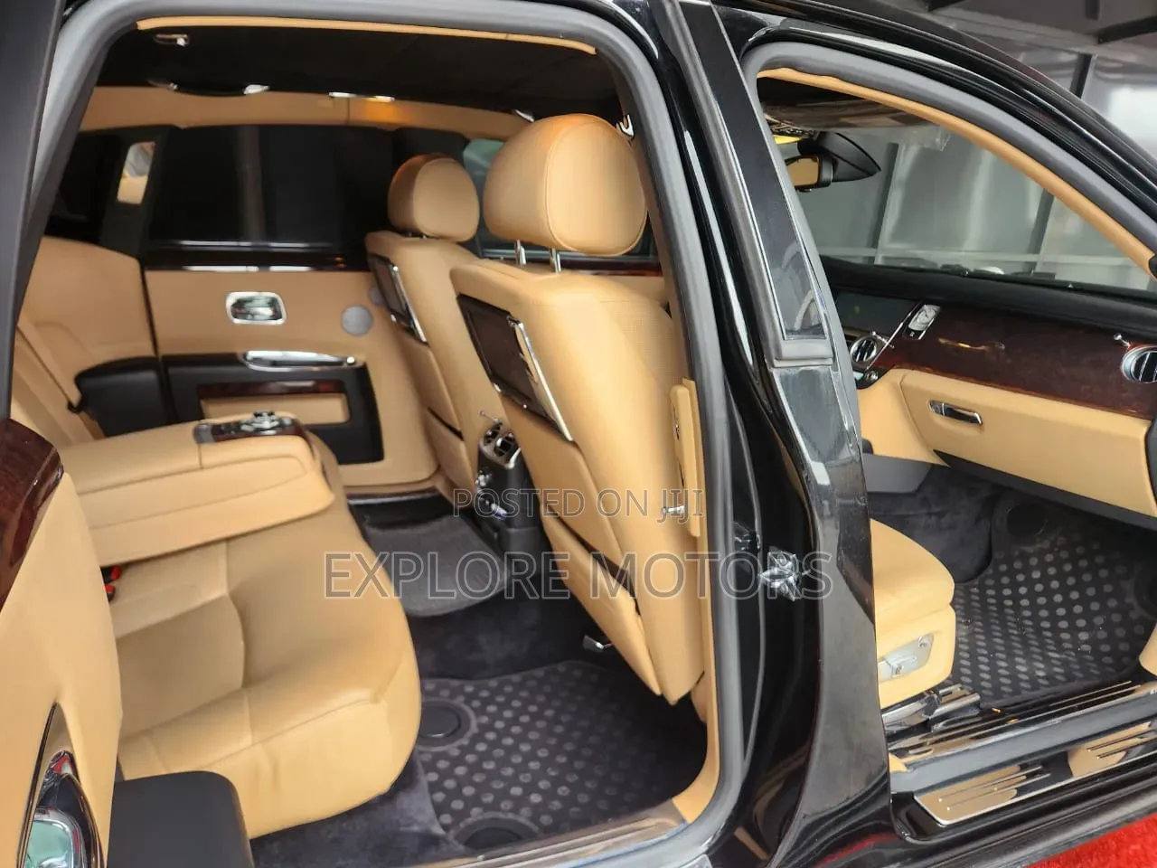 Rolls-Royce Ghost Base 2011 Black