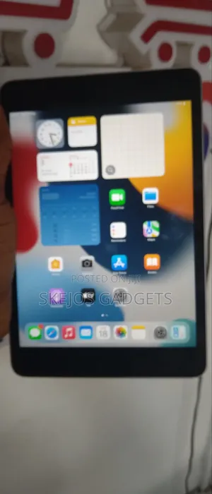 Apple iPad mini 4 128 GB Silver
