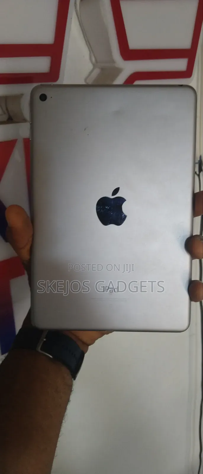 Apple iPad mini 4 128 GB Silver