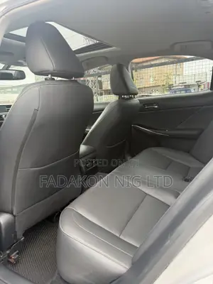Lexus IS 250 4WD 2014 Silver