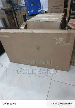 Samsung 55-Inch QLED TV – Vibrant Colors Smart Connectivity