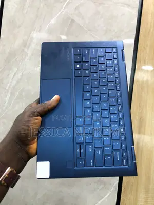 Laptop HP Dragonfly G1 8GB Intel Core i7 SSD 256GB