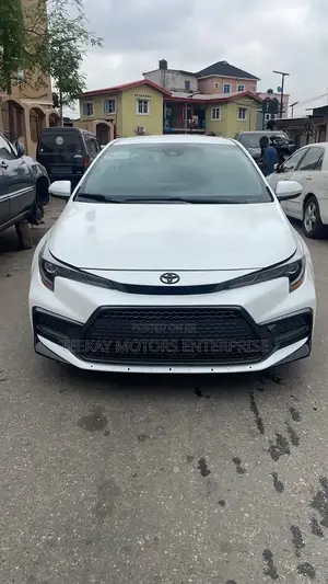 Toyota Corolla L 2022 White