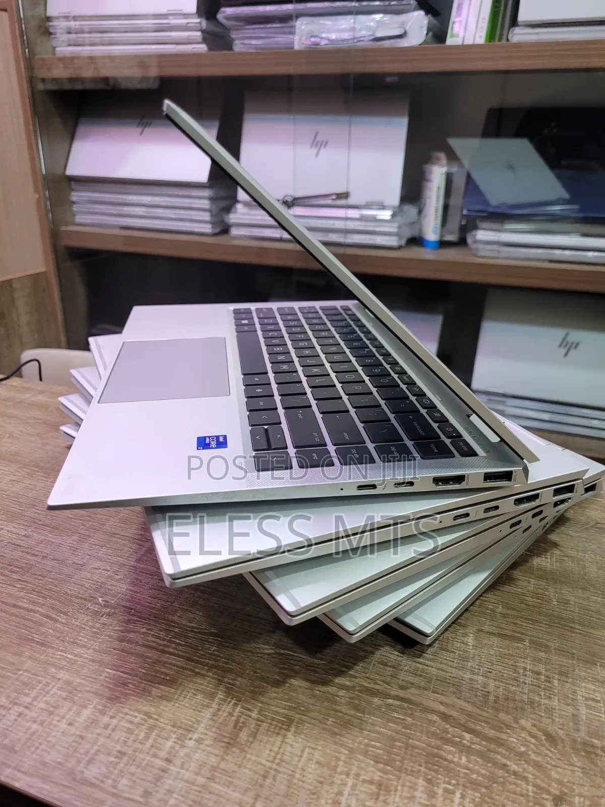 Laptop HP EliteBook 1040 G8 16GB Intel Core i7 SSD 512GB