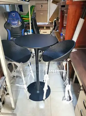 Round Matte Pedestal Table