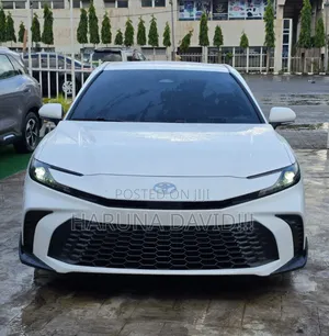 Toyota Camry 2024 White