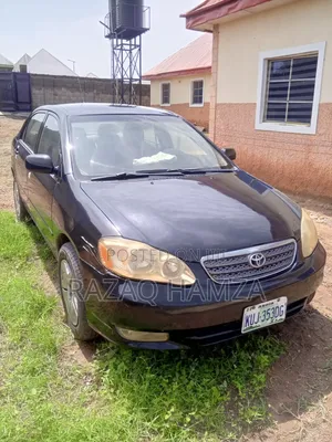 Toyota Corolla LE 2004 Black