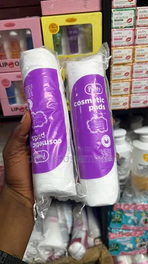 Pretty Cosmetic Pads