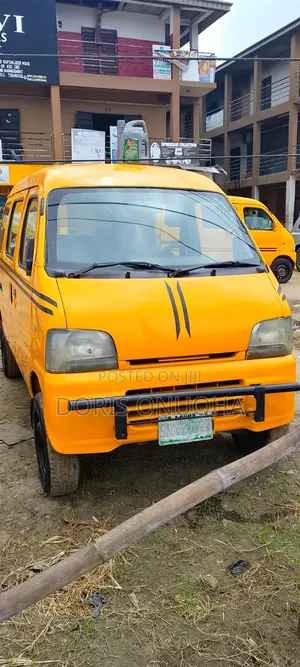 Suzuki Every 2024 Yellow