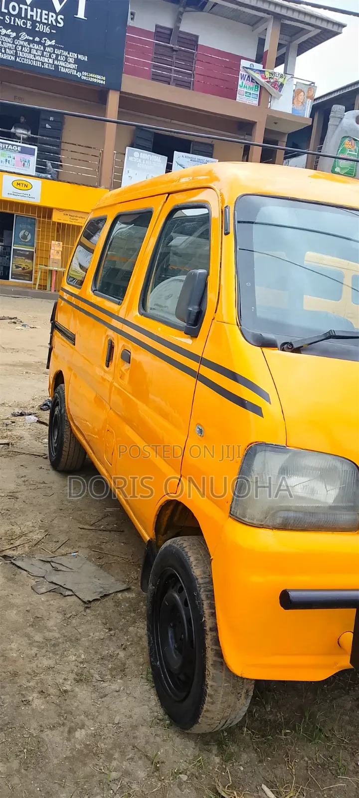 Suzuki Every 2024 Yellow