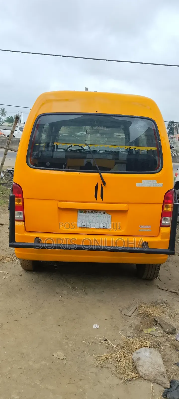 Suzuki Every 2024 Yellow