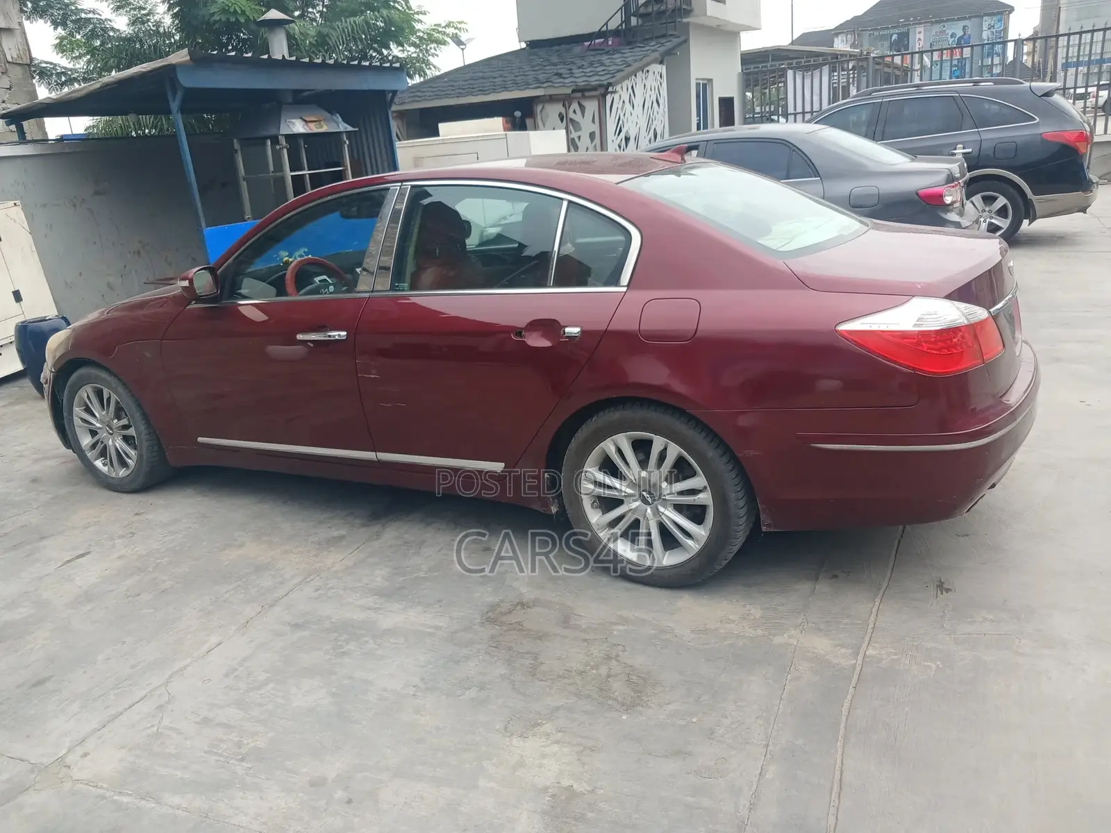 Hyundai Genesis 2009 Red