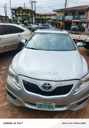 Toyota Camry 2011 Silver