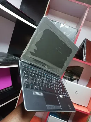 Laptop Dell Latitude E7240 8GB Intel Core i5 SSD 128GB