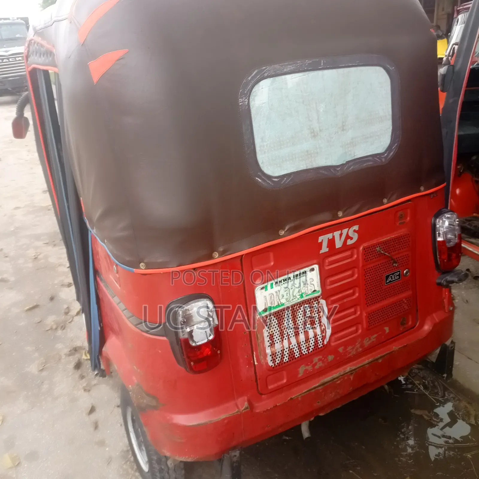TVS King Cargo 2022 Orange