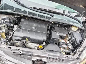 Toyota Sienna 2015 Gray