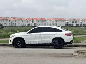 Mercedes-Benz GLE-Class 2016 White