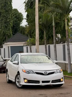 Toyota Camry 2013 White