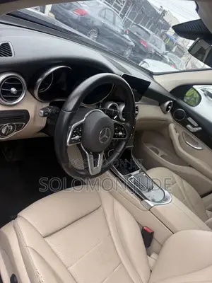 Mercedes-Benz GLC-Class 2021 Blue