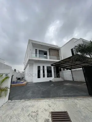 5bdrm Duplex in Lekki Phase 2 for rent