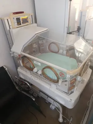 Neonatal Infant Incubator