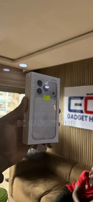 New Apple iPhone 17 Pro 256 GB White
