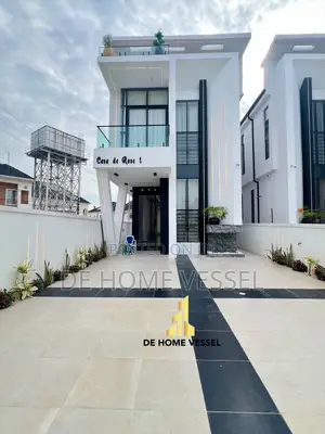 5bdrm Duplex in Ikota for sale