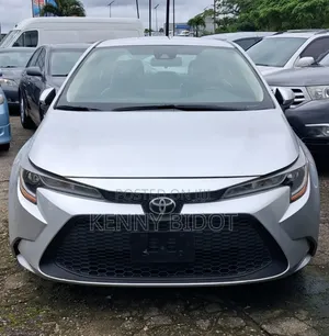 Toyota Corolla 2021 Silver